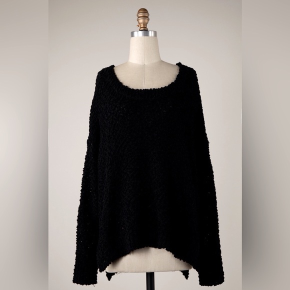 Miracle NWT Sweater Black so soft medium /large - Picture 1 of 1